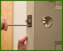 Universal City TX Locksmiths Store Universal City, TX 210-739-0030 - 20-7